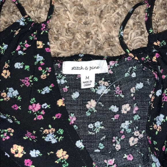 Floral Romper - Picture 3 of 3